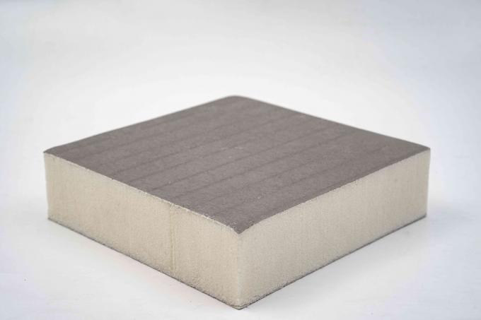 Panneaux muraux isolants PU/PIR pour les bâtiments contemporains 3